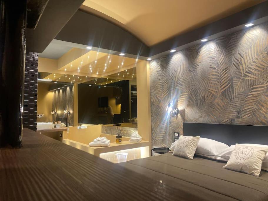 Montesantogroup Suite House Nel Centro Di Napoli Exterior photo